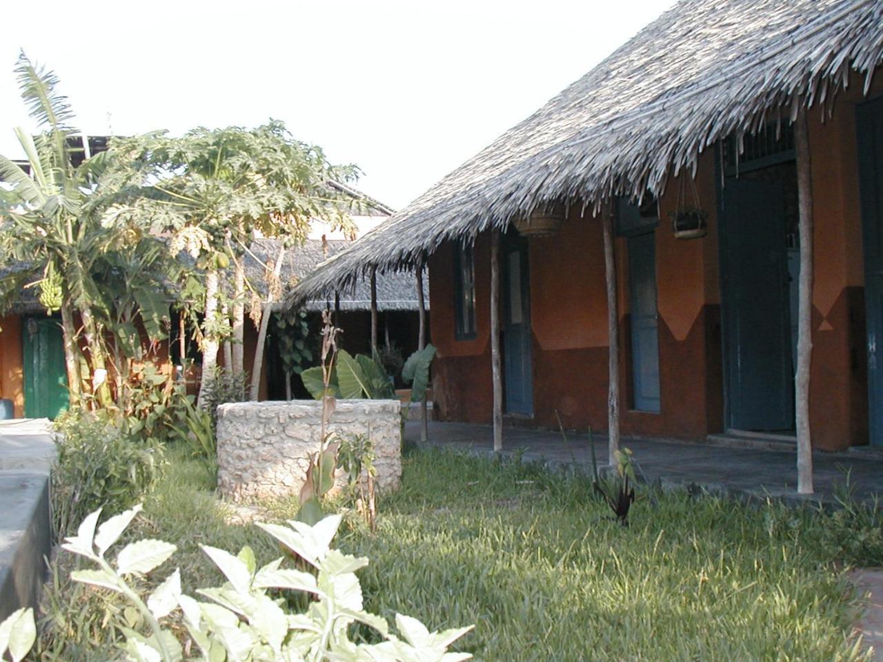Patio Dos Quintalinhos - Casa Di Gabriele Bed & Breakfast Ilha de Mocambique Luaran gambar